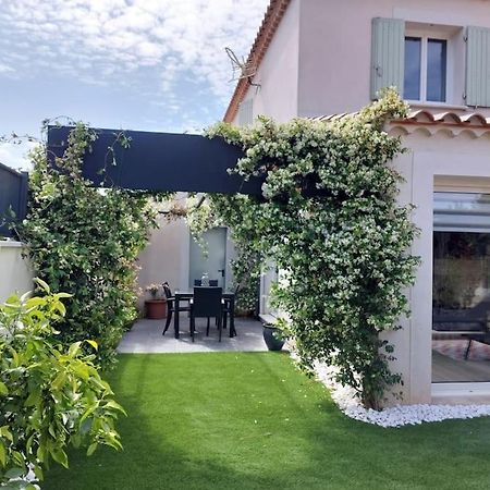Maison Entiere Redessan Esterno foto