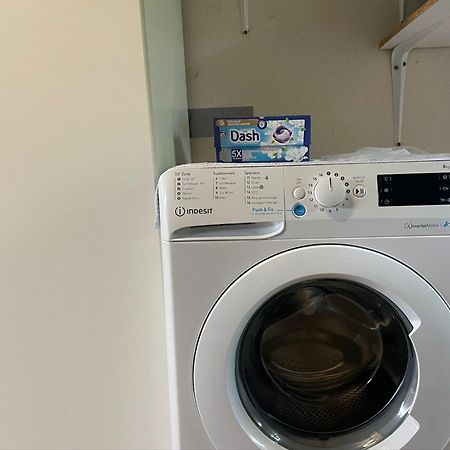 Maison Entiere Redessan Esterno foto
